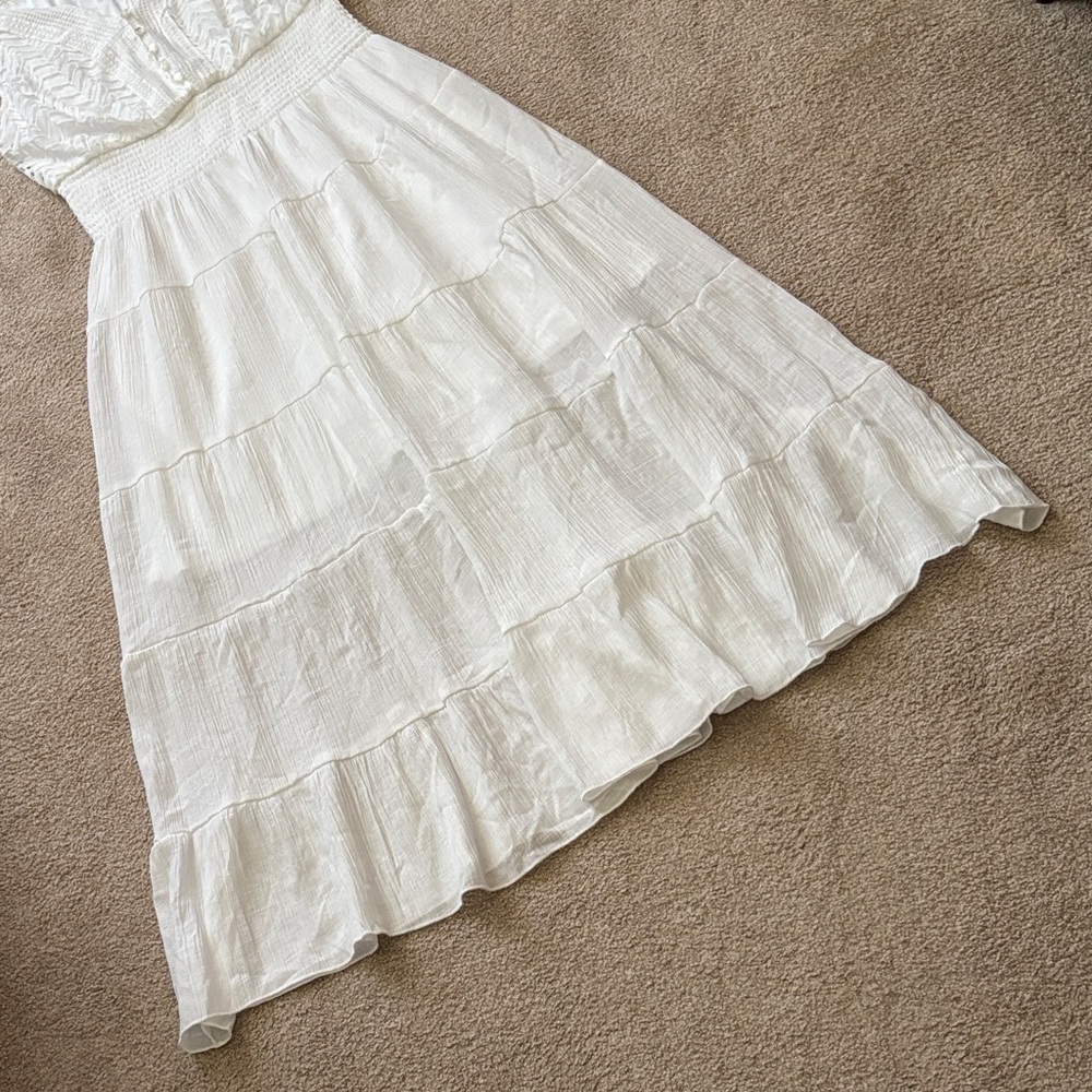 Elegant White Sleeveless Dress Size Large - Picture 5 of 8